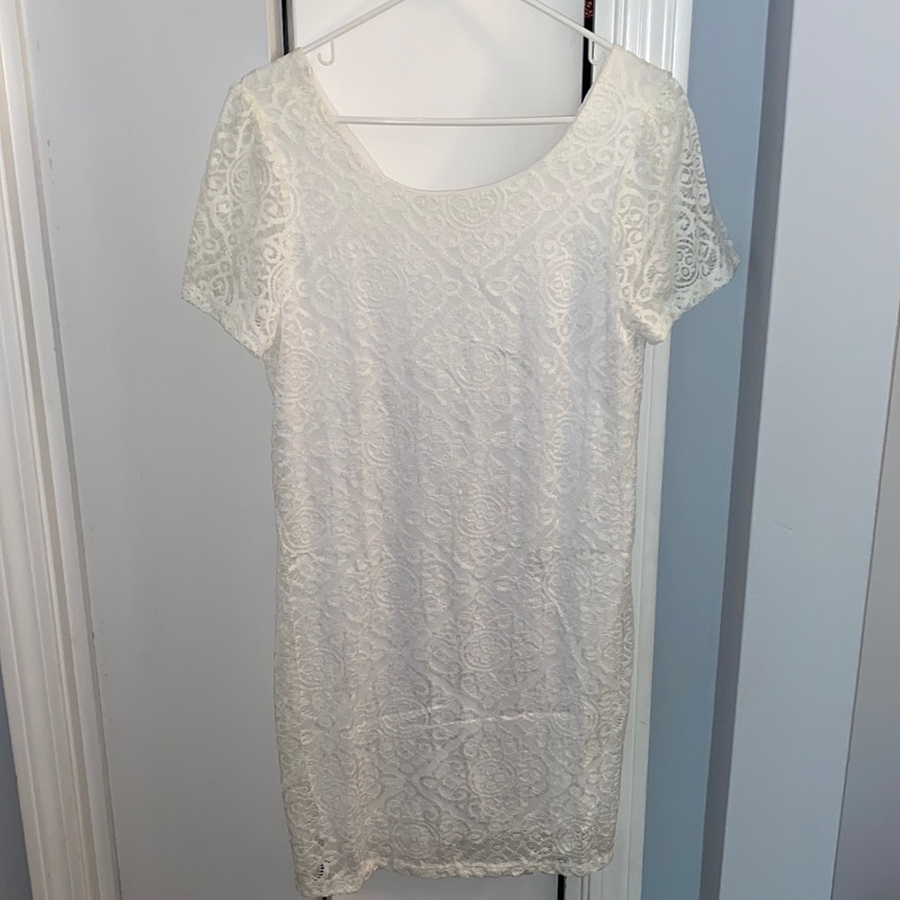 White lace dress